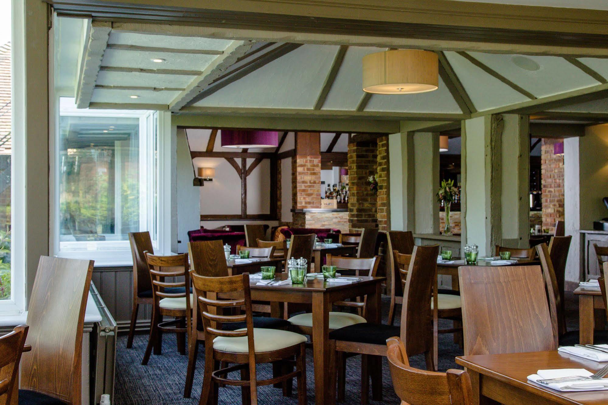 The Legacy Rose & Crown 4*