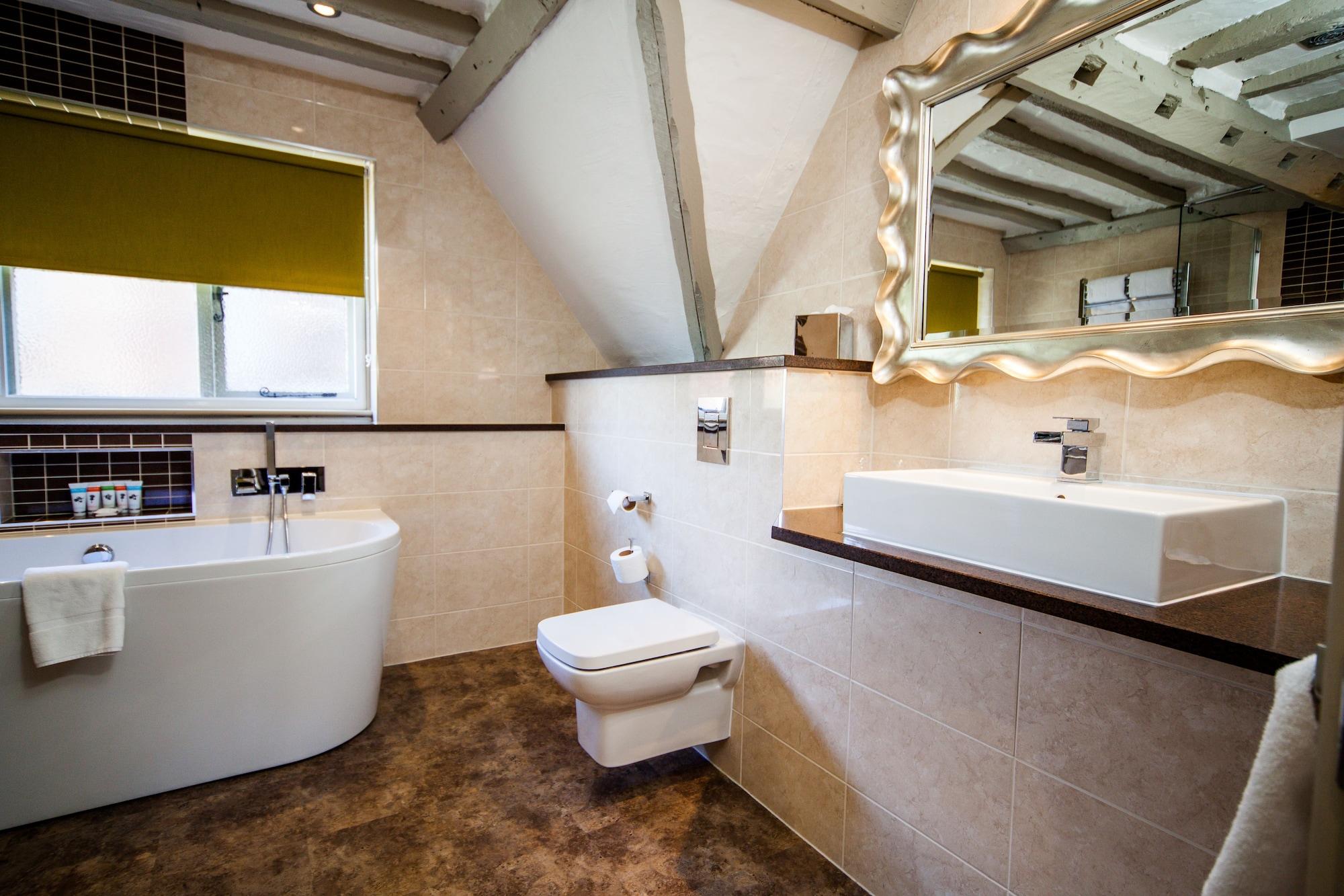 Inn The Legacy Rose & Crown 4*