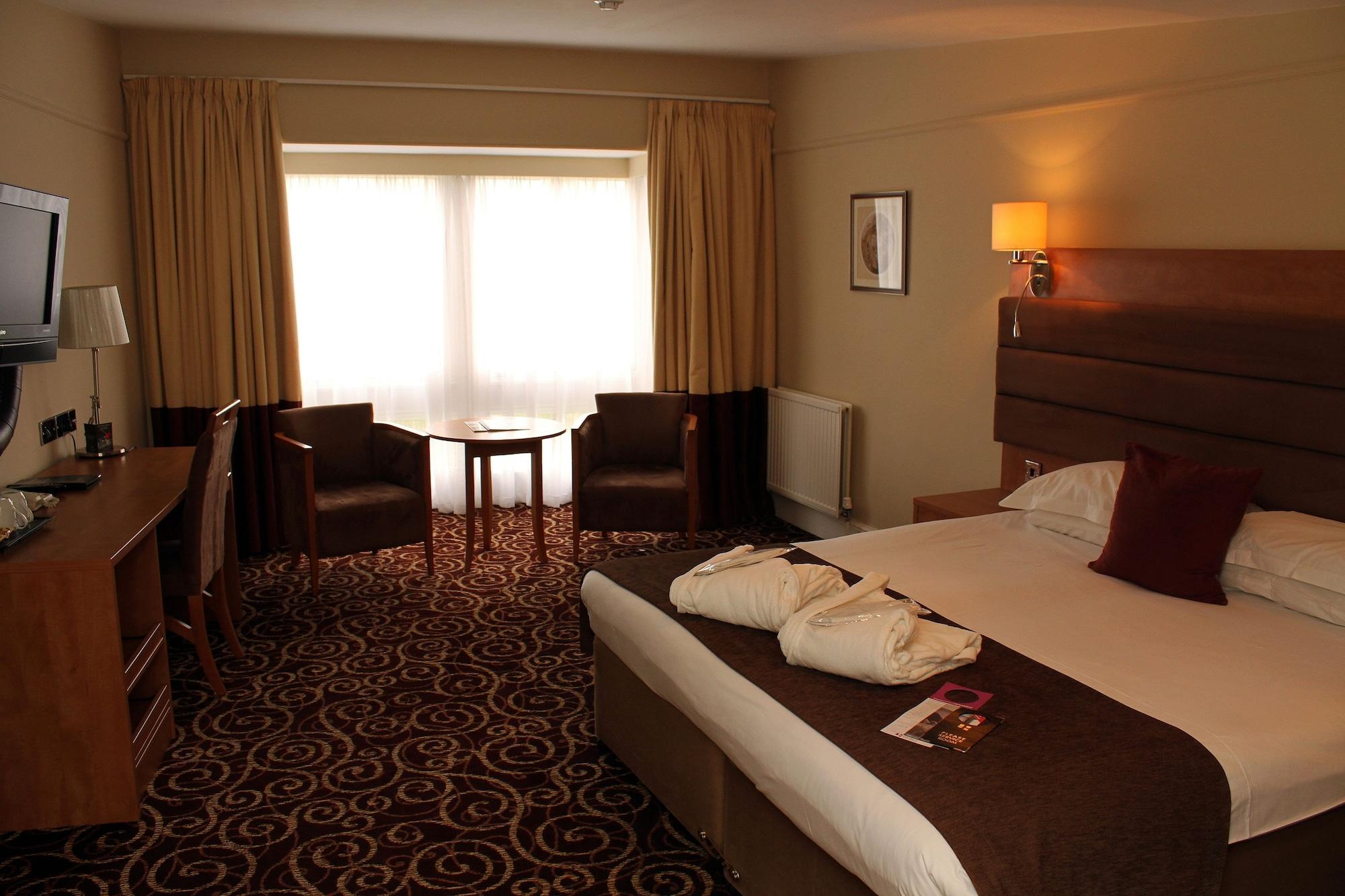 The Legacy Rose & Crown 4* Salisbury