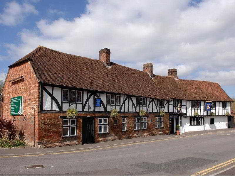 The Legacy Rose & Crown