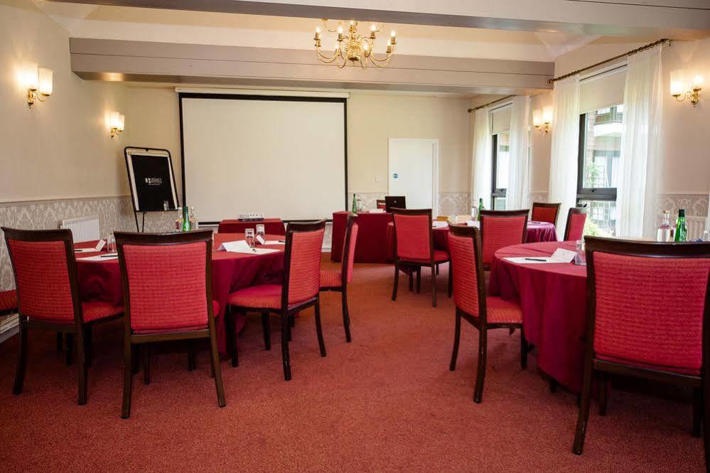 Inn The Legacy Rose & Crown 4*